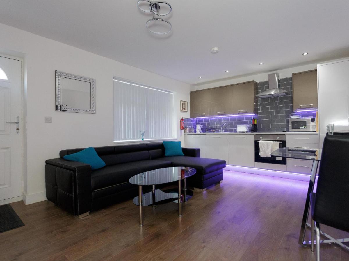 Live In Leeds Greenhill Bungalows Ngoại thất bức ảnh
