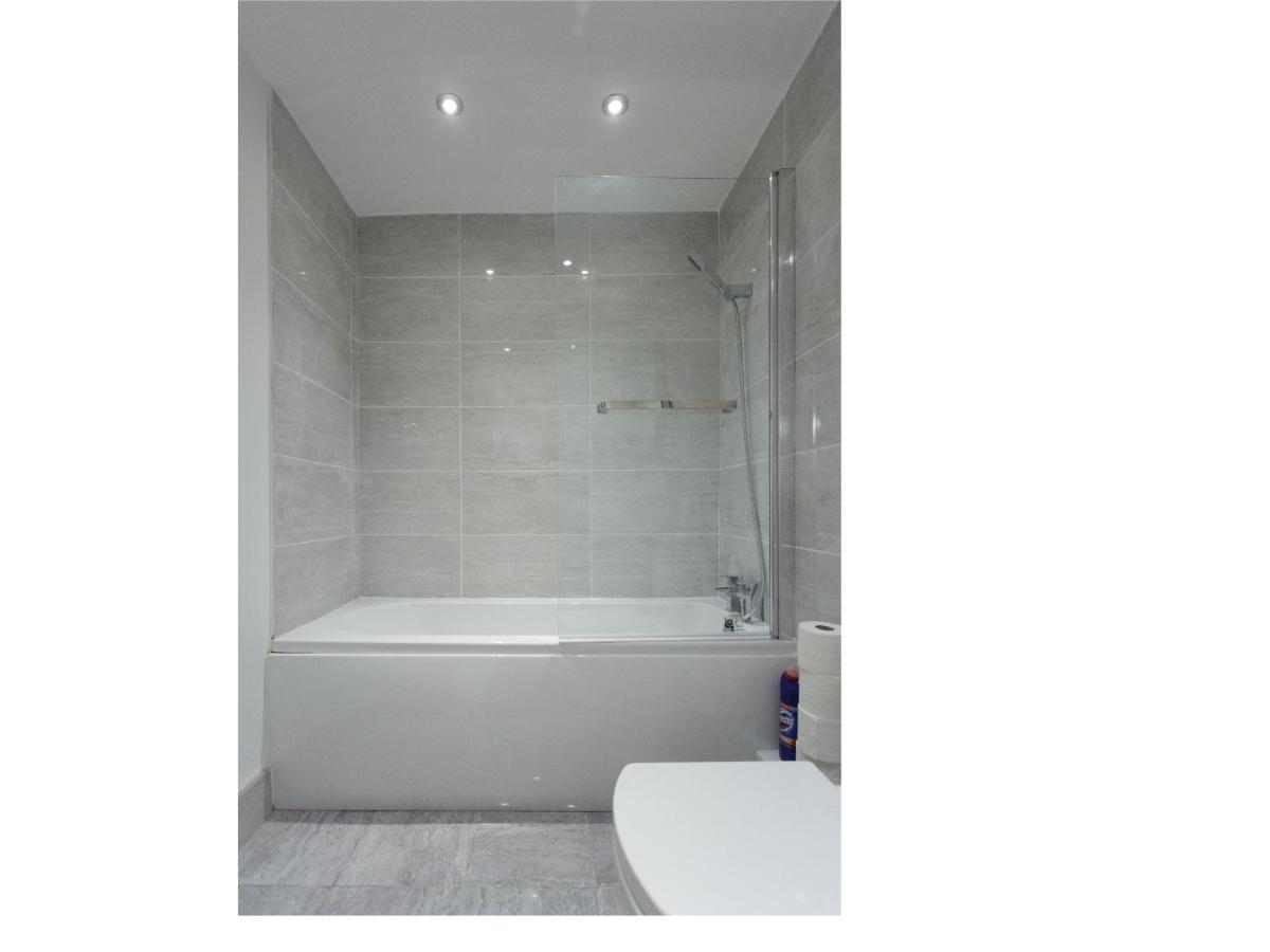 Live In Leeds Greenhill Bungalows Ngoại thất bức ảnh