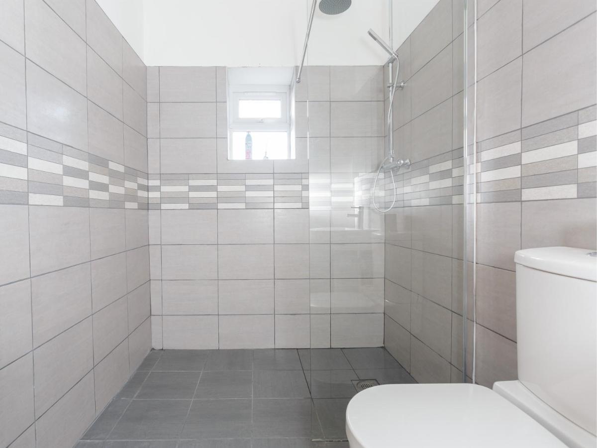 Live In Leeds Greenhill Bungalows Ngoại thất bức ảnh