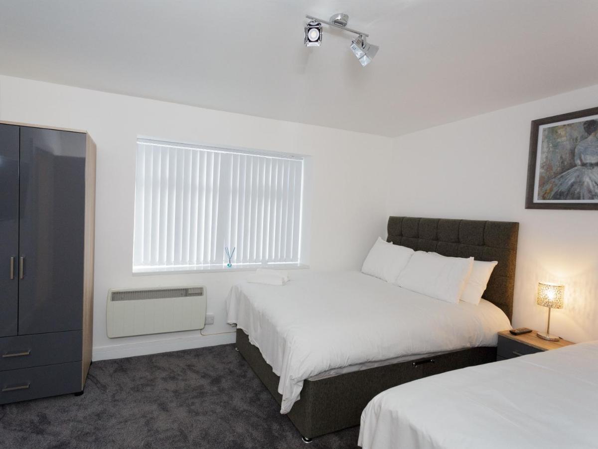 Live In Leeds Greenhill Bungalows Ngoại thất bức ảnh